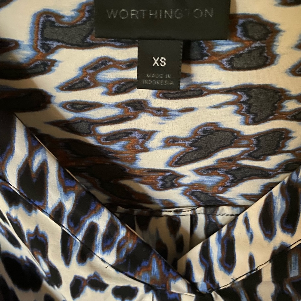 Leopard Blouse - Picture 4 of 5